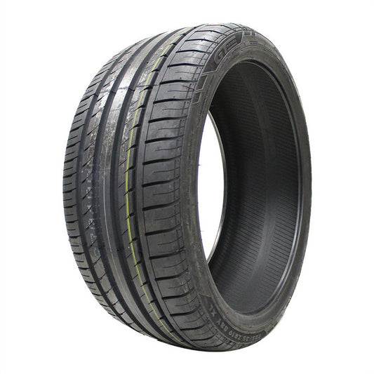 GT Radial Champiro HPY 225/40R19 93 Y Tire Fits: 2015-23 Mercedes-Benz C300 4Matic, 2017-23 BMW 330i Base